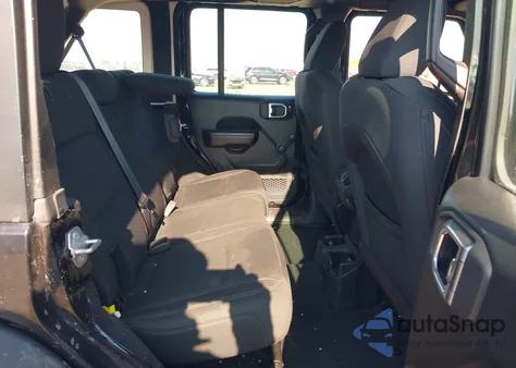 2018 Jeep Wrangler Unlimited Sport 4X4 z USA, uszkodzony, nr VIN 1C4HJXDN5JW247673